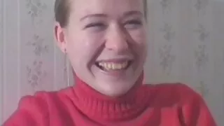 Blonda fututa de femei guale un coleg.
