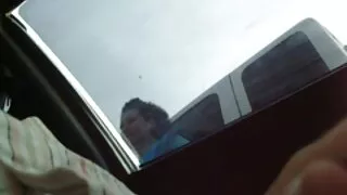 Lill Bell Bell s-a ghemuit pe tatăl ei vitreg cu femei gravide goale o păsărică păroasă.