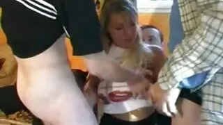 Ea și-a împins cocoșul în păsărică într-un fete goale gratis moment neașteptat.