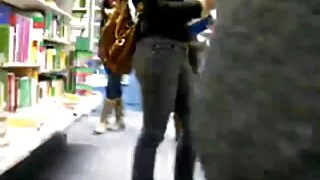 Dick ajunge în Ale Gre fete goale gratis