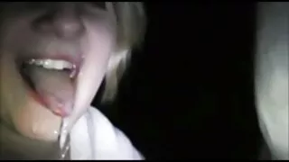 Mă femei pizde goale uit la televizor și fac sex.