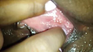Puicuta căsătorită se fute cu femei nud pe plaja un bărbat negru. Cum pe palma.