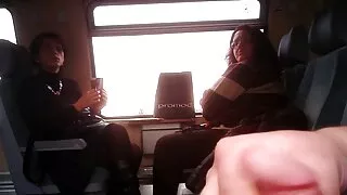 Turistul cade cu un bărbat frumos femei goale xxx bronzat.