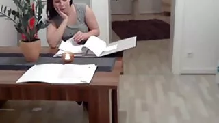 La dracu cu o soție tânără blondă fără să-și scoată femei goale gratis chiloții.