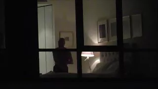 Blonda se fute cu gagici goale vecinul.