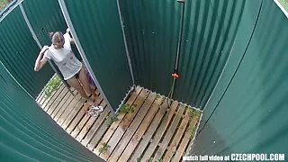 Rivalii fac sex pitipoance goale cu sergentul Miles.