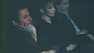 Sophia Grace suge perfect grasegoale pula unui bărbat.