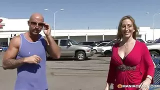 FirEnna Fire femei goale complet FirOrks suge pula si face sex.
